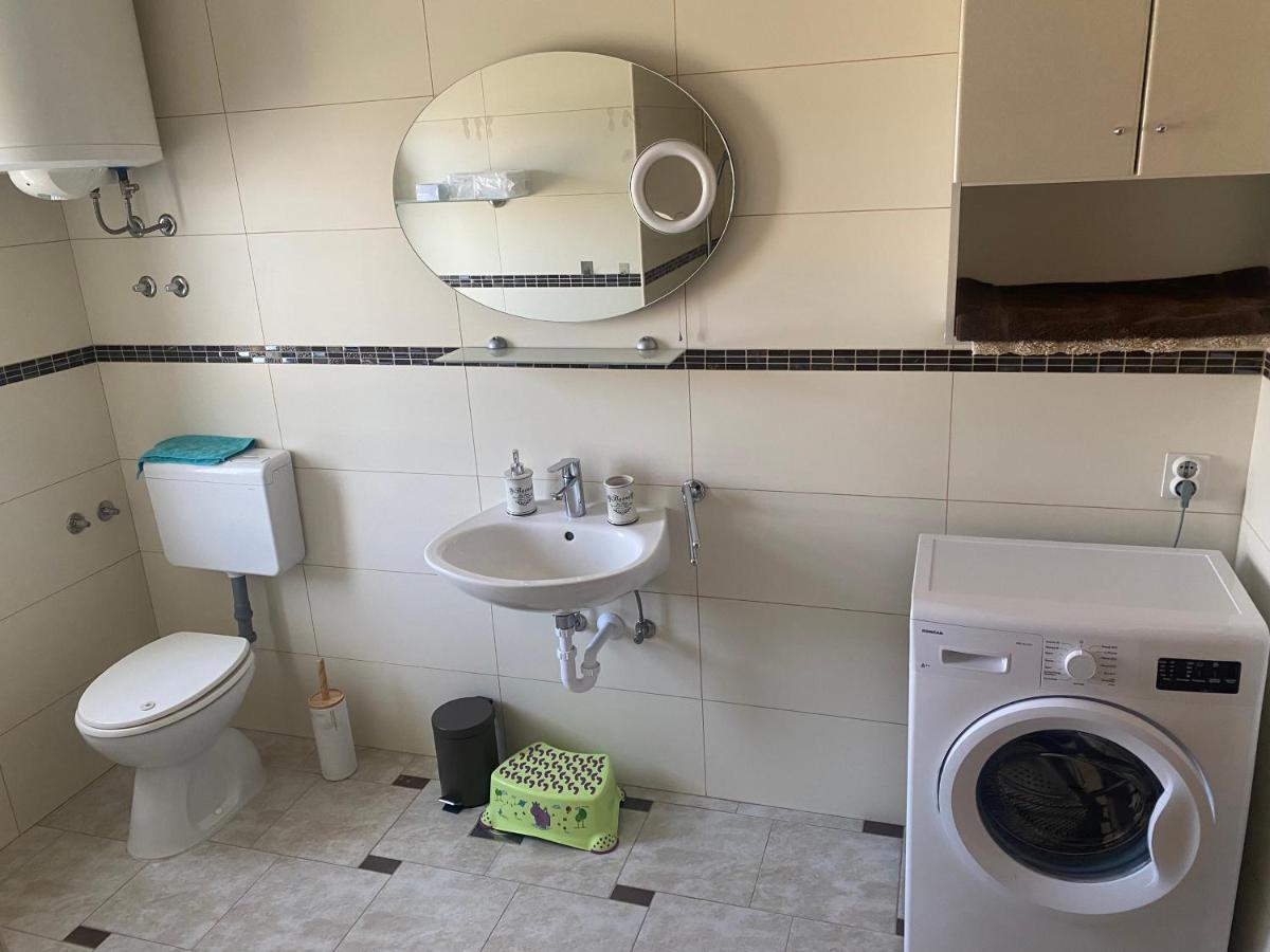 Apartman Kaja Zagabria Esterno foto